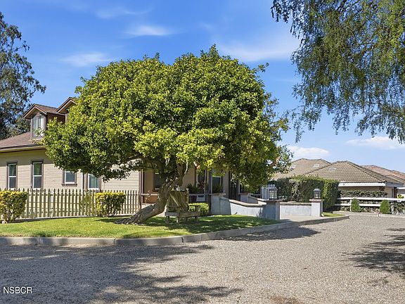 2nd image of 4715 S Blosser Rd