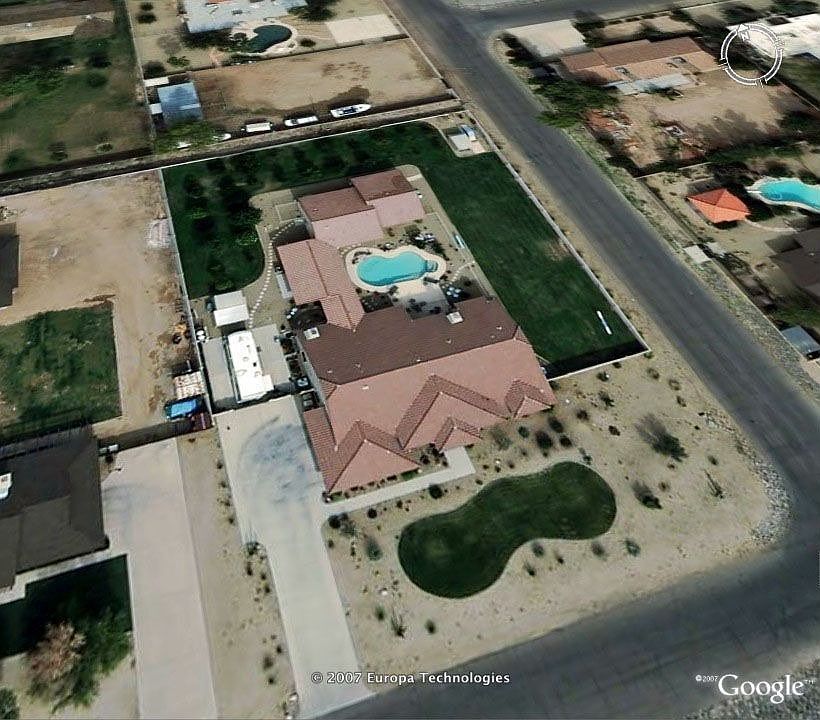 Amazing home with full attached guest house!