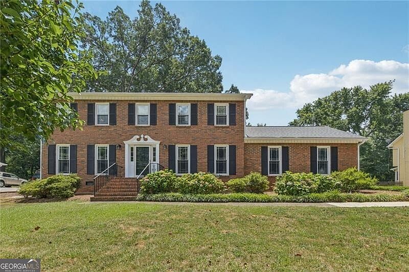 1st image of 2412 Meadowglen Trl