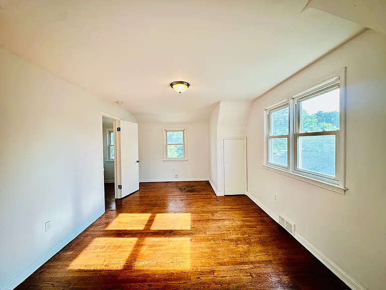 11026 Studebaker Ave — Photo 22