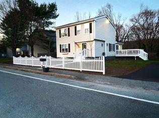 415 Scituate Ave, Cranston, RI 02921