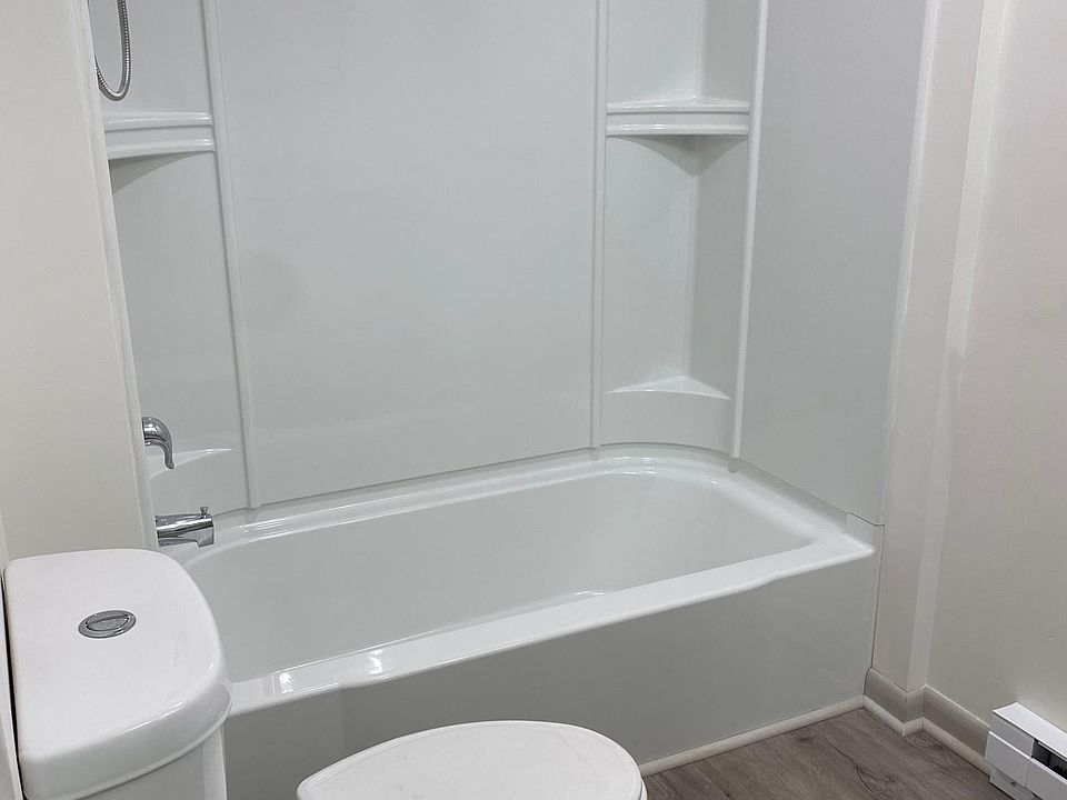 Main full Bath