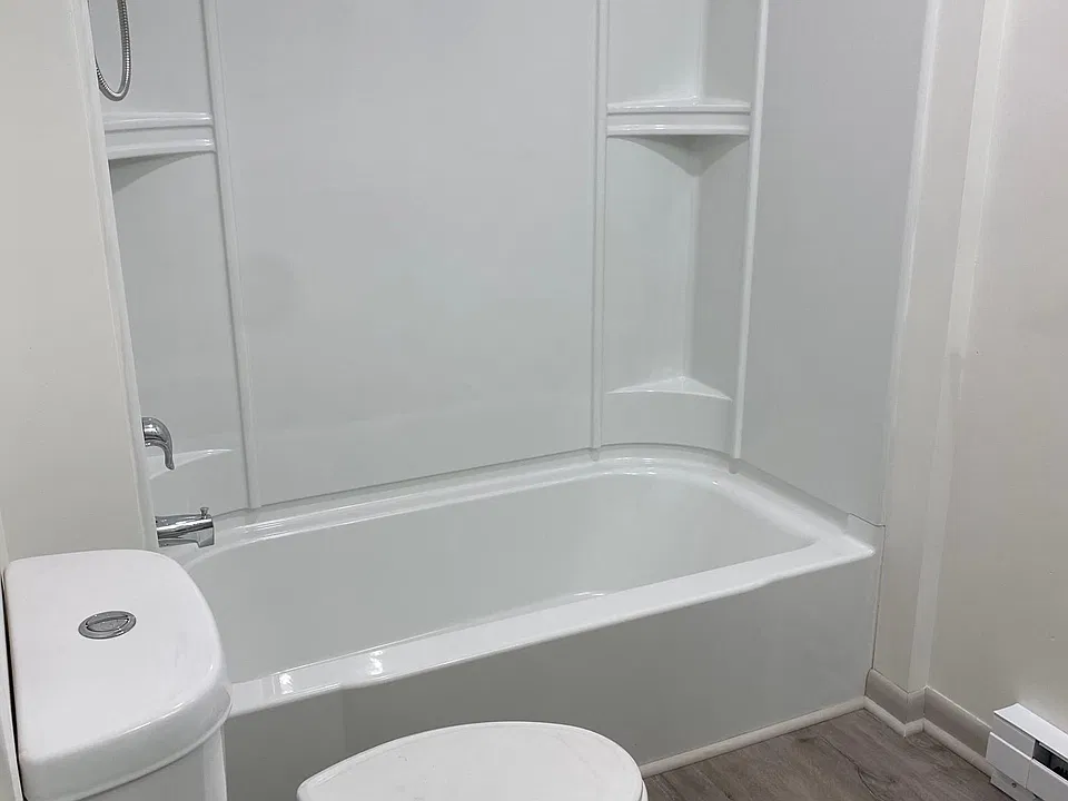 Main full Bath