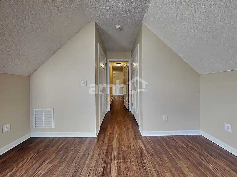 5535 Bridgegate Dr — Photo 18