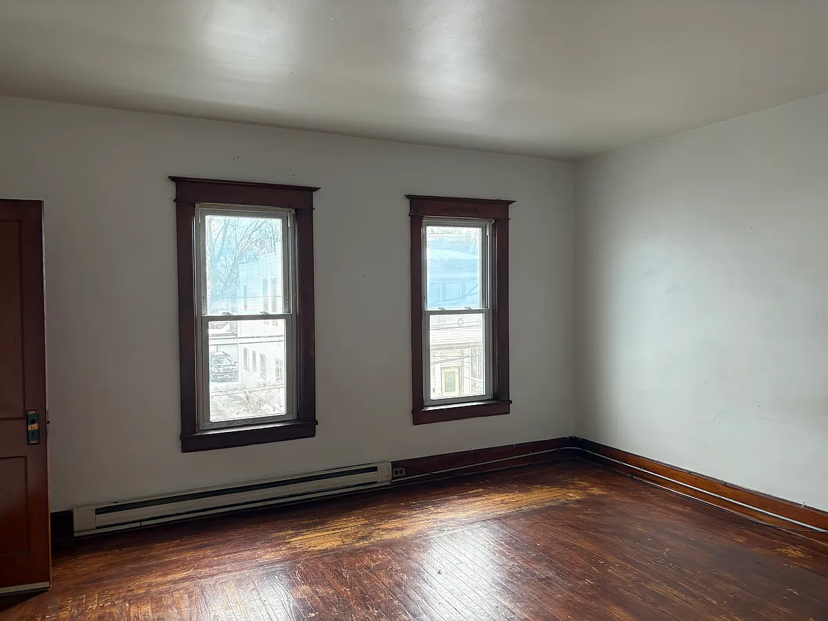 Building Photo - 15 Jay St #2