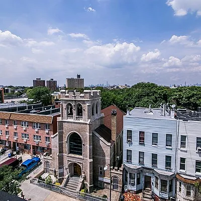 Rented by Lofts and Flats LLC | media 17