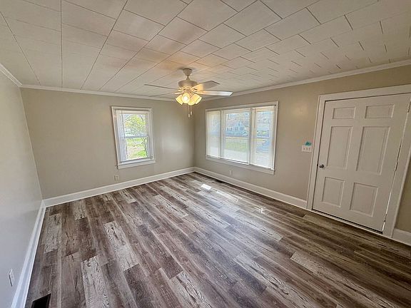 5th image of 309-311 W Pine St #17A065054