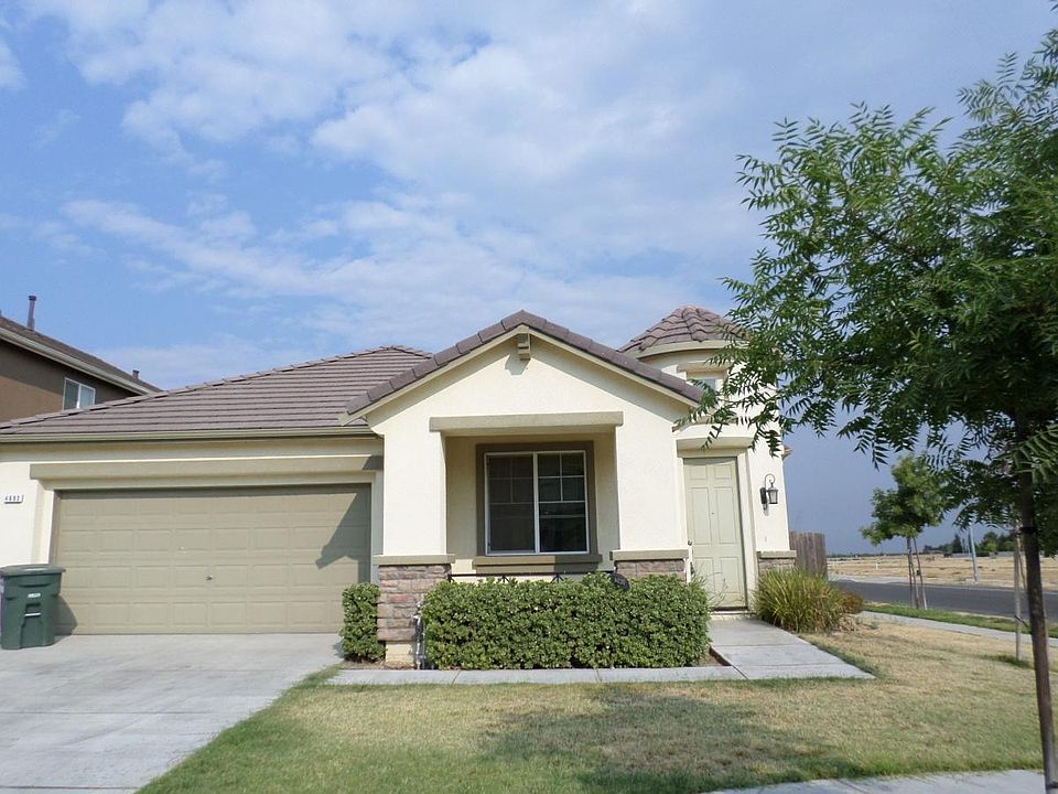 1st image of 4693 Hutchinson Ln