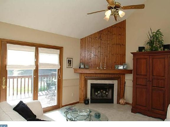 2nd image of 69 Yellowwood Dr