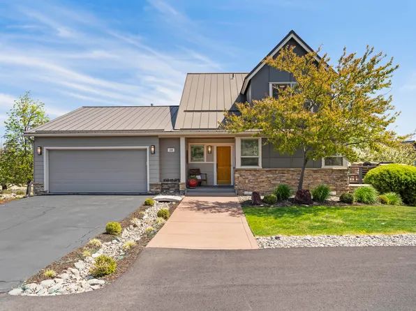 208 Parks Loop, Redmond, OR 97756