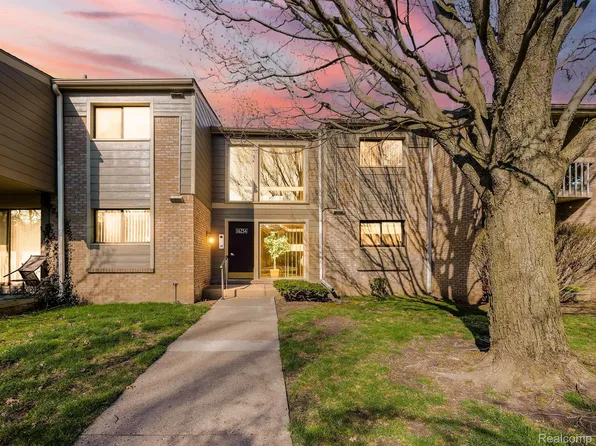 16254 Mayfair Dr #201, Southfield, MI 48075