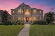 photo property thumbnail
