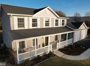 160 Waypoint Cir, State College, PA 16801