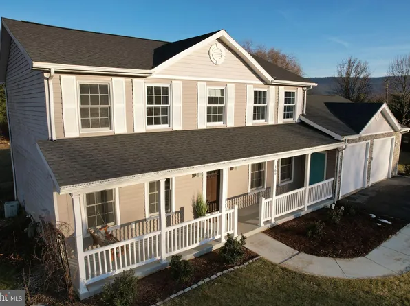 160 Waypoint Cir, State College, PA 16801