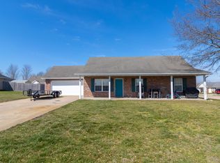 525 N Henry Clay Blvd, Ashland, MO 65010