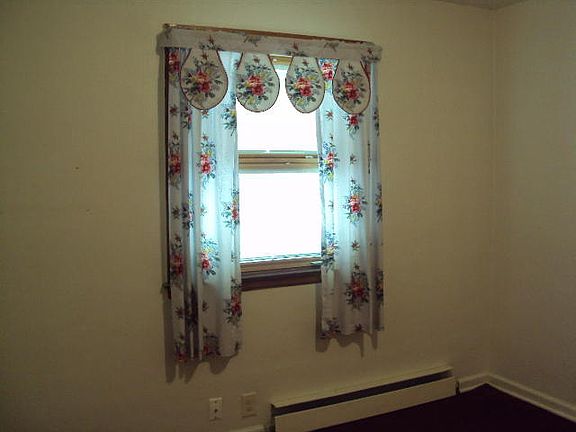 5th image of 309 Bucoba St