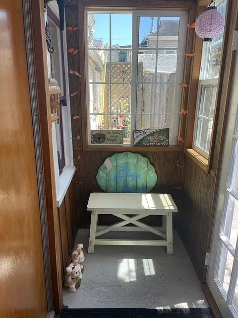 517 Wood St — Photo 3