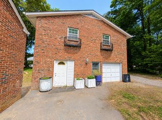 4421 Kernersville Rd, Kernersville, NC 27284