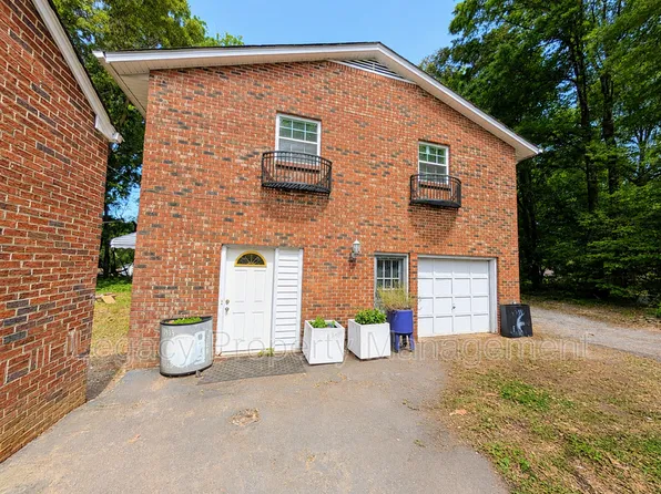 4421 Kernersville Rd, Kernersville, NC 27284