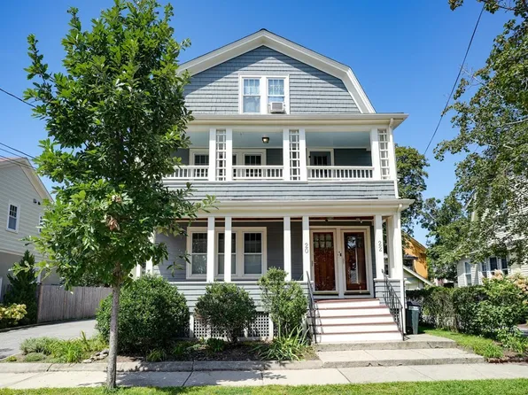 22 Adams St #2, Arlington, MA 02474