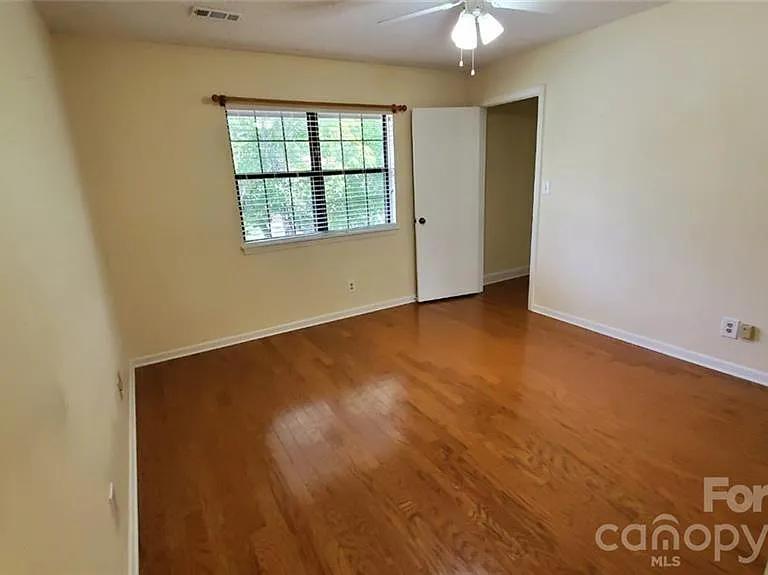10327 Osprey Dr — Photo 19
