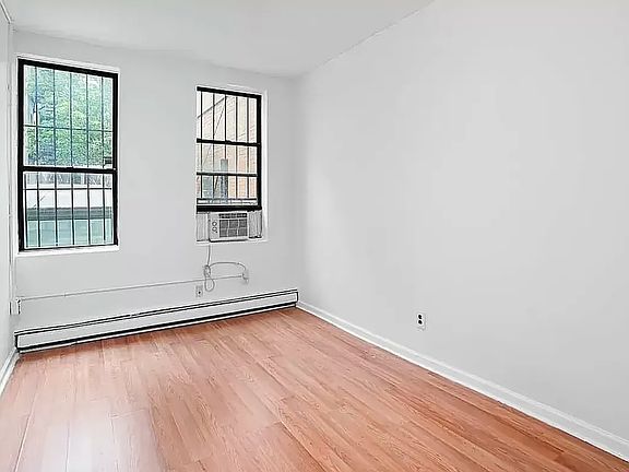 2nd image of 45 Avenue B APT 3