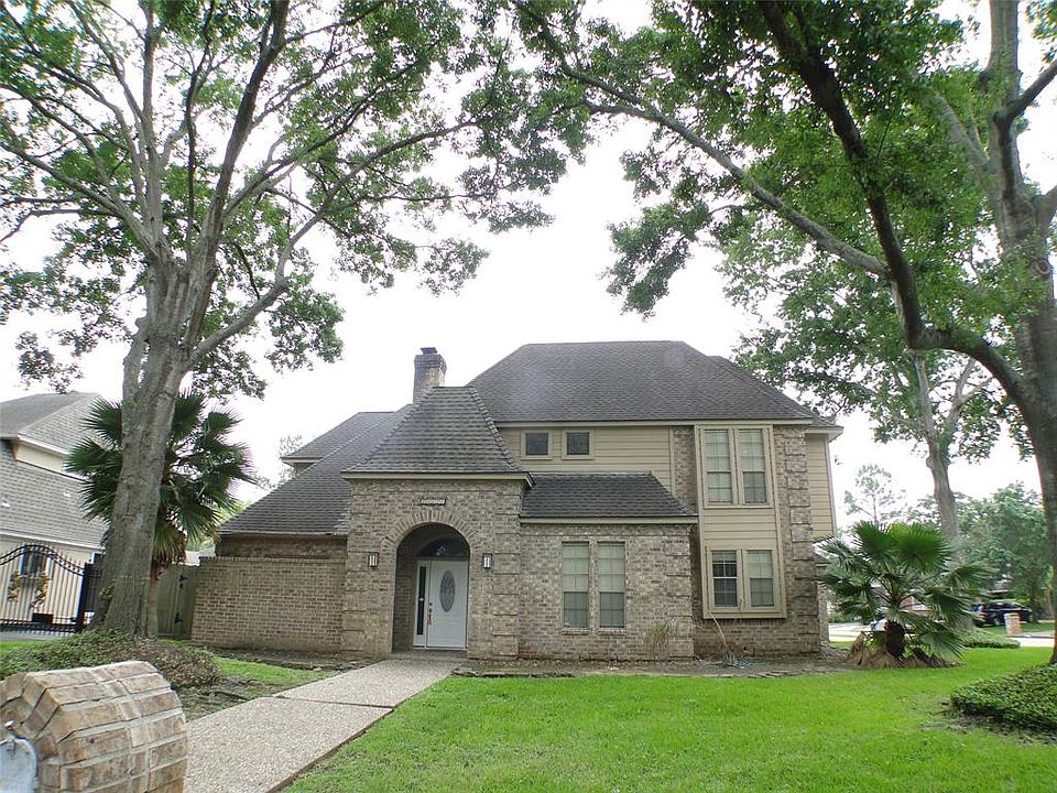 1st image of 20623 Park Pine Dr