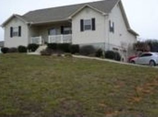 157 Springwood Dr, Bean Station, TN 37708