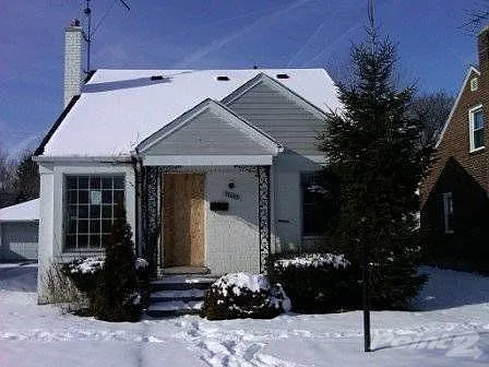 11633 Somerset Ave photo 1