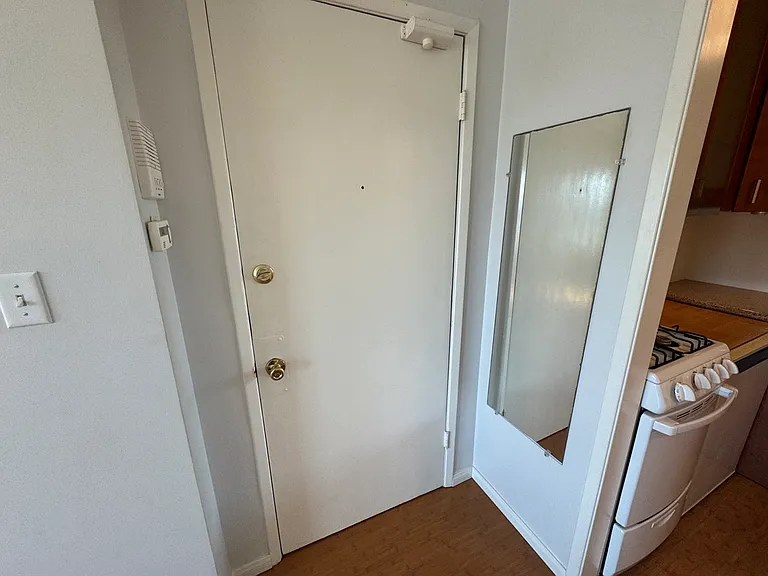 40 Brooks Ave #18 — Photo 11