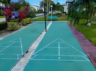 1560 Mckinley Street #111w, Hollywood, FL 33020