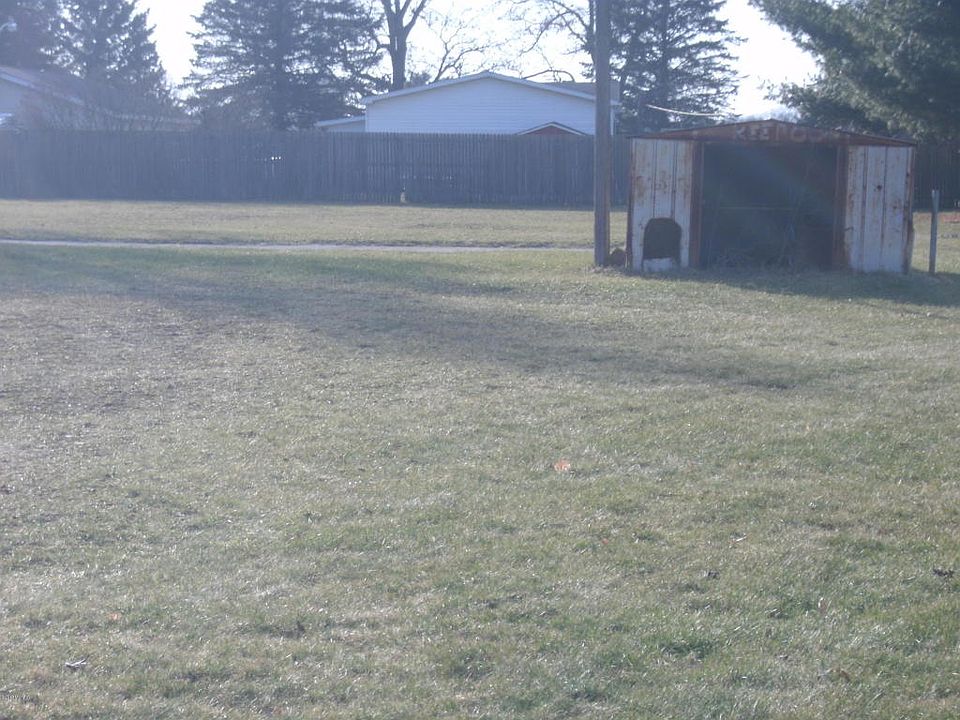 2nd image of 1829 U Dr