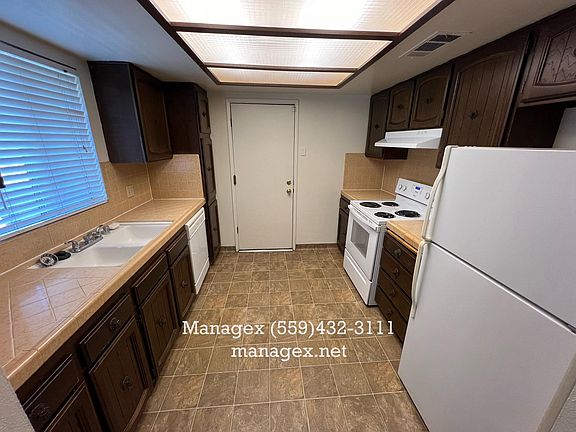 5th image of 1330 Pierce Dr APT E