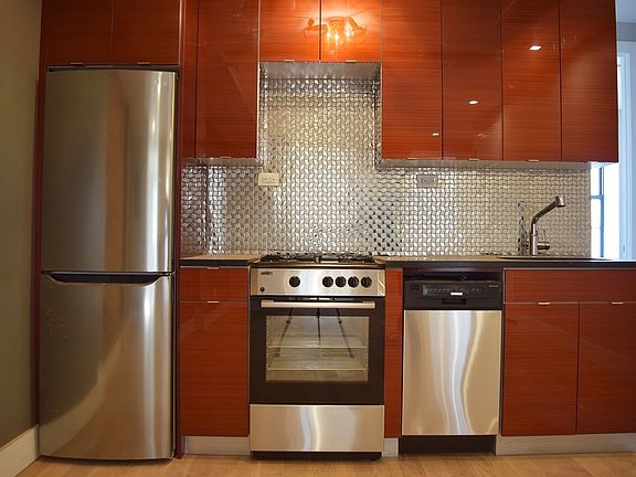 3rd image of 1226 Bedford Ave APT 002