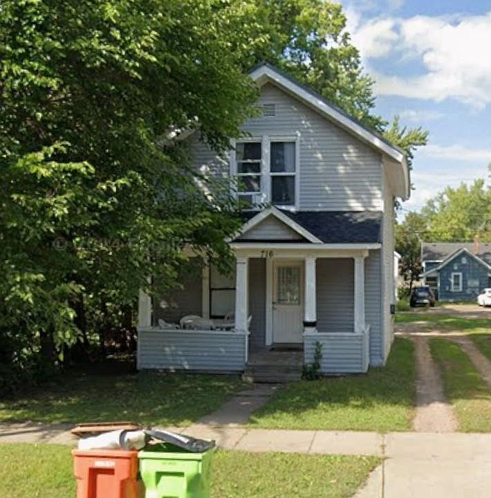 1st image of 716 Niagara Street