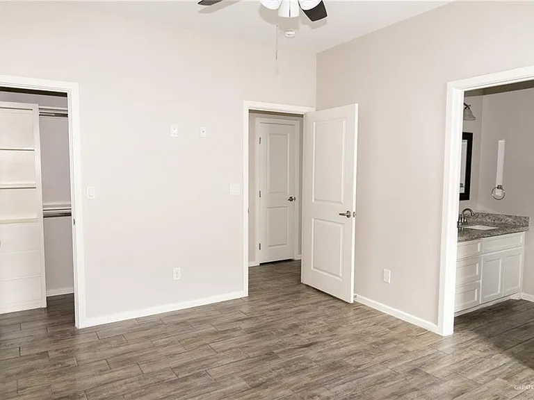 5808 Sandpiper Ave — Photo 12