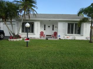 6136 Rainbow Cir, Greenacres, FL 33463
