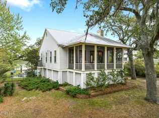 790 W Beach Blvd, Pass Christian, MS 39571