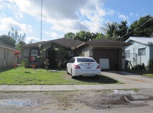 5102 SW 20th St, West Park, FL 33023