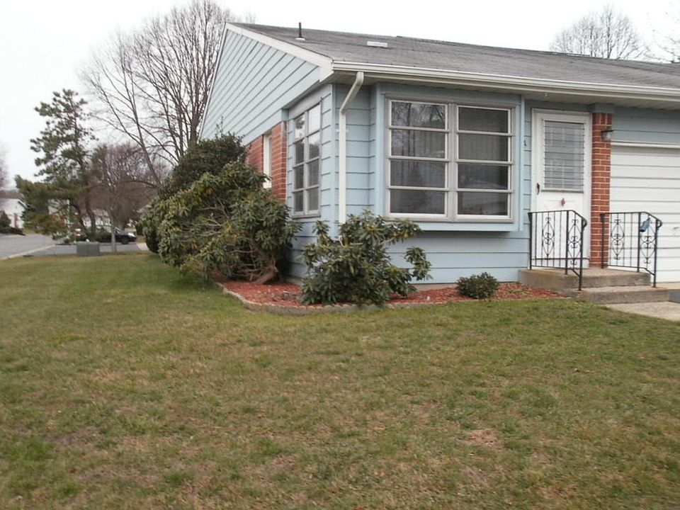 1st image of 15A Lenape Dr