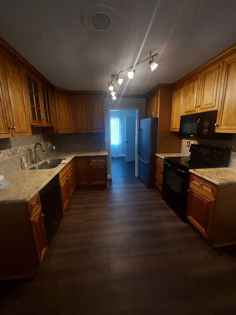 Cypress Trace — Photo 3