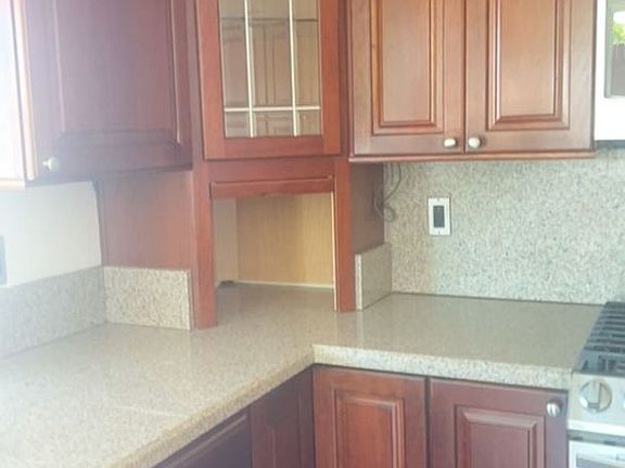 5th image of 1356 Bobolink Dr