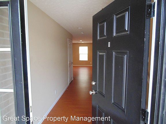 2nd image of 648 Stowe Ct Building 2-J