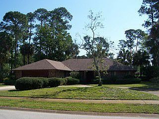 1st image of 113 Sweetwater Oaks Ln