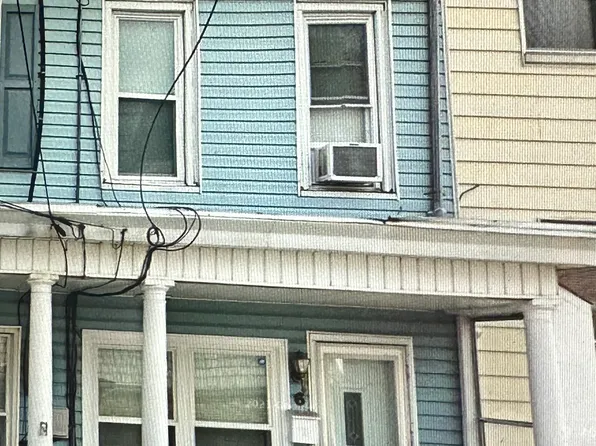 6 E Pine St, Mahanoy City, PA 17948