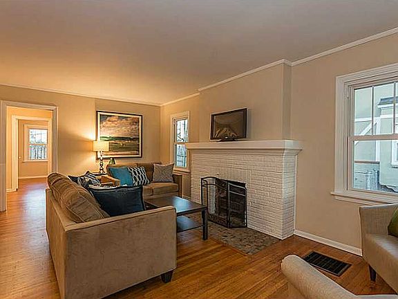 4th image of 5337 Guilford Ave