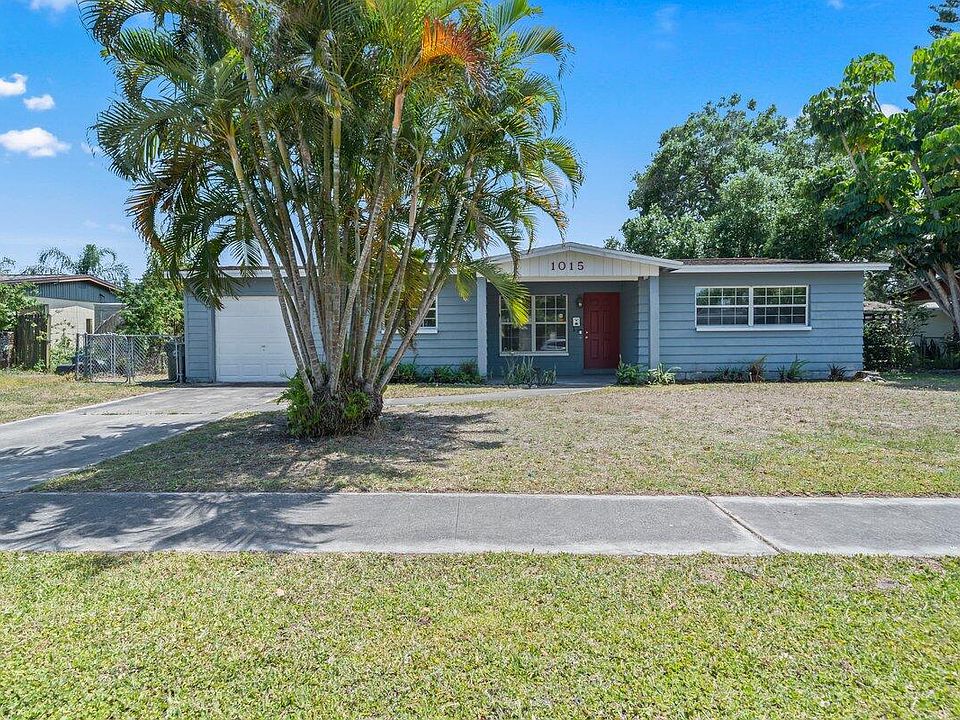 1st image of 1015 Medallion Dr