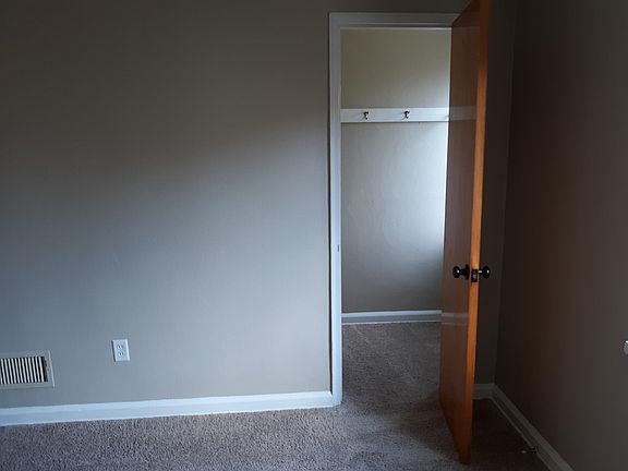 5th image of 1043 S Broadview Blvd Unit 14