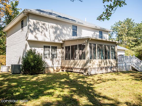 5th image of 52 Carly Ct