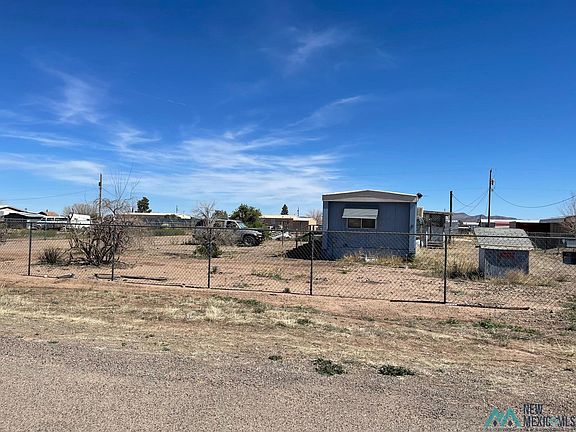 2nd image of 5855 Norte Rd SE